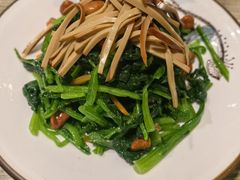 -巴依兄弟西域美食(机场店)