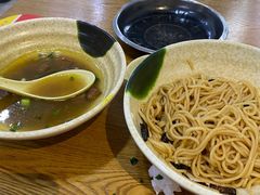 -黄阿姨锅贴大王(万航渡路店)