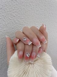 -CM.Nail美甲美睫