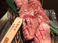 -山川小町·极番烧肉(新地假日广场店)