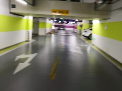 -阳光天地停车场(唐镇店)