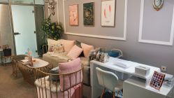 -YooMee优美智能科技美肤机构