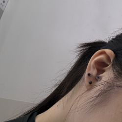-花师傅穿孔·手穿·耳洞吧