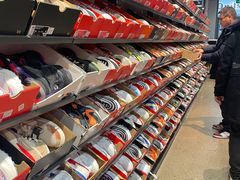 -NIKE上海青浦优选体验店