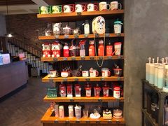 零售区-星巴克(烟台大悦城店)