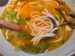 -百春原湖南牛肉粉(百联世纪店)