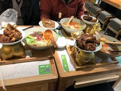 -百春原湖南牛肉粉(百联世纪店)