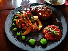 蔬菜炒肉饼-普希金文学咖啡馆