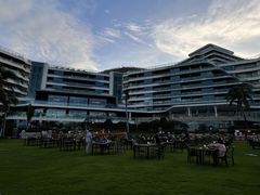 -JW万豪厨房餐厅·滨海草坪烧烤·海鲜·海景(三亚绿发山海天JW万豪酒店)