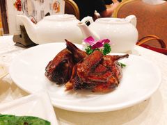 乳鸽-顶好海鲜酒家