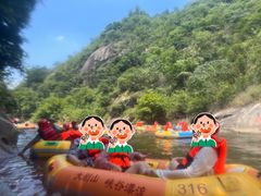 -罗田大别山峡谷漂流
