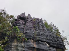 -梭布垭石林景区