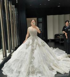 -Bridal Queen·婚纱女皇