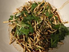 -黔蘑菇四季餐厅(观山湖店)