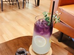 -ZING COFFEE 镜咖啡