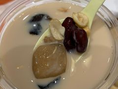 -八婆婆烧仙草(曾厝垵店)