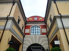 -佛罗伦萨小镇广佛名品奥特莱斯(疏港路店)