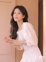 -时尚殿堂明星门店
