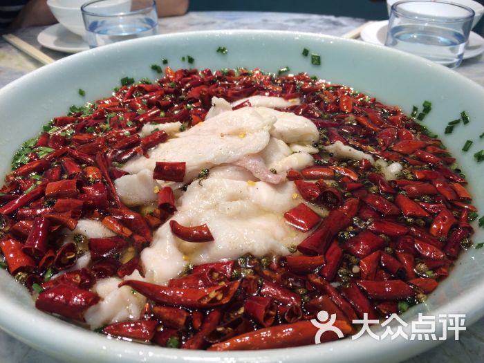 孔雀川菜(港汇恒隆广场店)沸腾水煮鱼图片 - 第1张