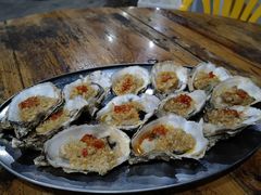 -蚝哥花姐湛江烤生蚝(美丽湾市场店)