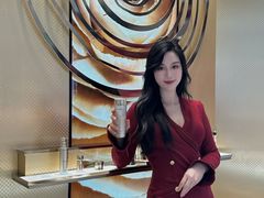 -百盛(万象城店)