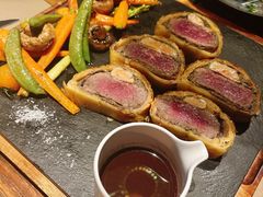 -Carbon莫卡哆·意大利复古集市餐厅(杭州大厦店)