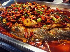 -鸣记脆皮烤鱼·海鲜烤鱼(三八广场店)
