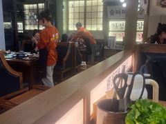 -明洞阿姨·韩式酱蟹烤肉·创意料理(三元桥店)