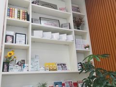 -牙易美口腔连锁(圣堂店)