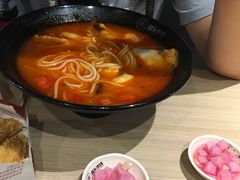 -苗乡米线(建军路店)