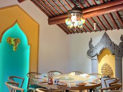 -傣家寨花园主题餐厅