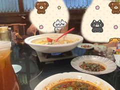 -川流不息·地道川菜·小龙虾(新松江路店)