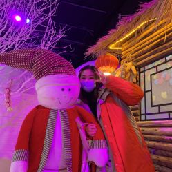 -圣名游乐城冰雪大世界