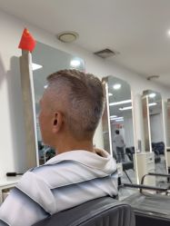 -米娜护肤造型