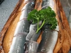 活鳗鱼-本炙炭烤·蒲烧活鳗料理店(金沙洲店)