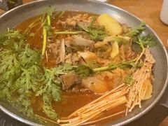 -喇喇排骨火锅·传统韩式脊骨汤(望京西园总店)