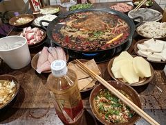 -黄潇洒老火锅(九眼桥宏济巷店)