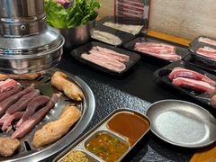 -炽城·烤肉名家(鸿达中央广场店)