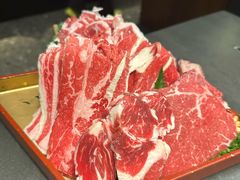 -铭牛烧肉·和牛海鲜自助(高新月牙湖店)