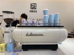 -HUGS coffee(东区店)