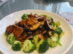 鲍鱼汁熘双菇-全聚德(蓝山店)