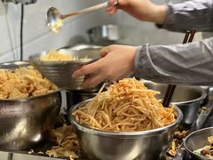 -爱民螺蛳粉(梧州国泰广场店)