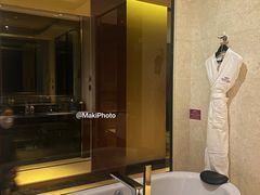-天津京基皇冠假日酒店