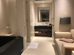-三二行館(限16歲以上貴賓入館)