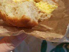 -星巴克(深圳梅林虹湾店)