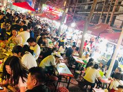 大堂-有奴思烤肉·清真(正宁路店)