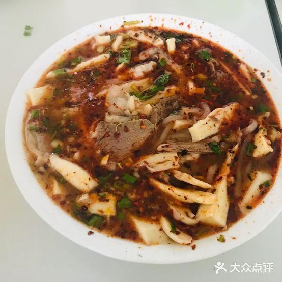 陈义羊肉泡馍馆(新城商业广场店)