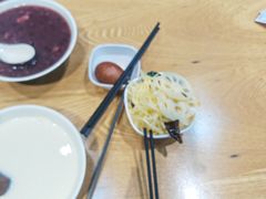 -三好食堂(煎饺·馄饨·肉饼米线·盛世广场店)