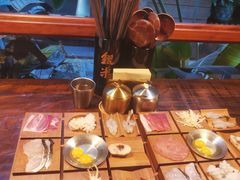 -银米·云南传统过桥米线(双廊黑金冠店)