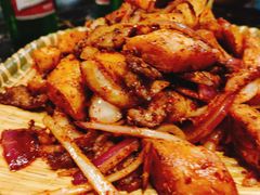 一品馕炒肉-马伊龙儿子娃娃椒麻鸡(上海城店)